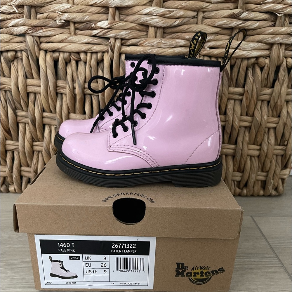 Girls toddler pink Doc Martens excellent condition size 9